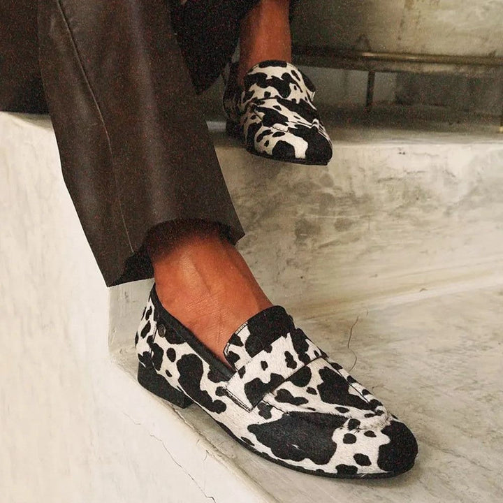 Sabina™ | Bold Graphic Monochrome Loafers